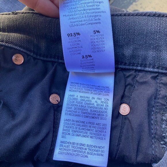 Mother the Weekender Fray Jeans Lighting Up Lanterns - Picture 7 of 11